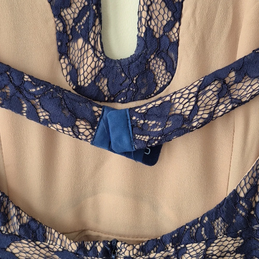 Stylestalker gown - Picture 7 of 8